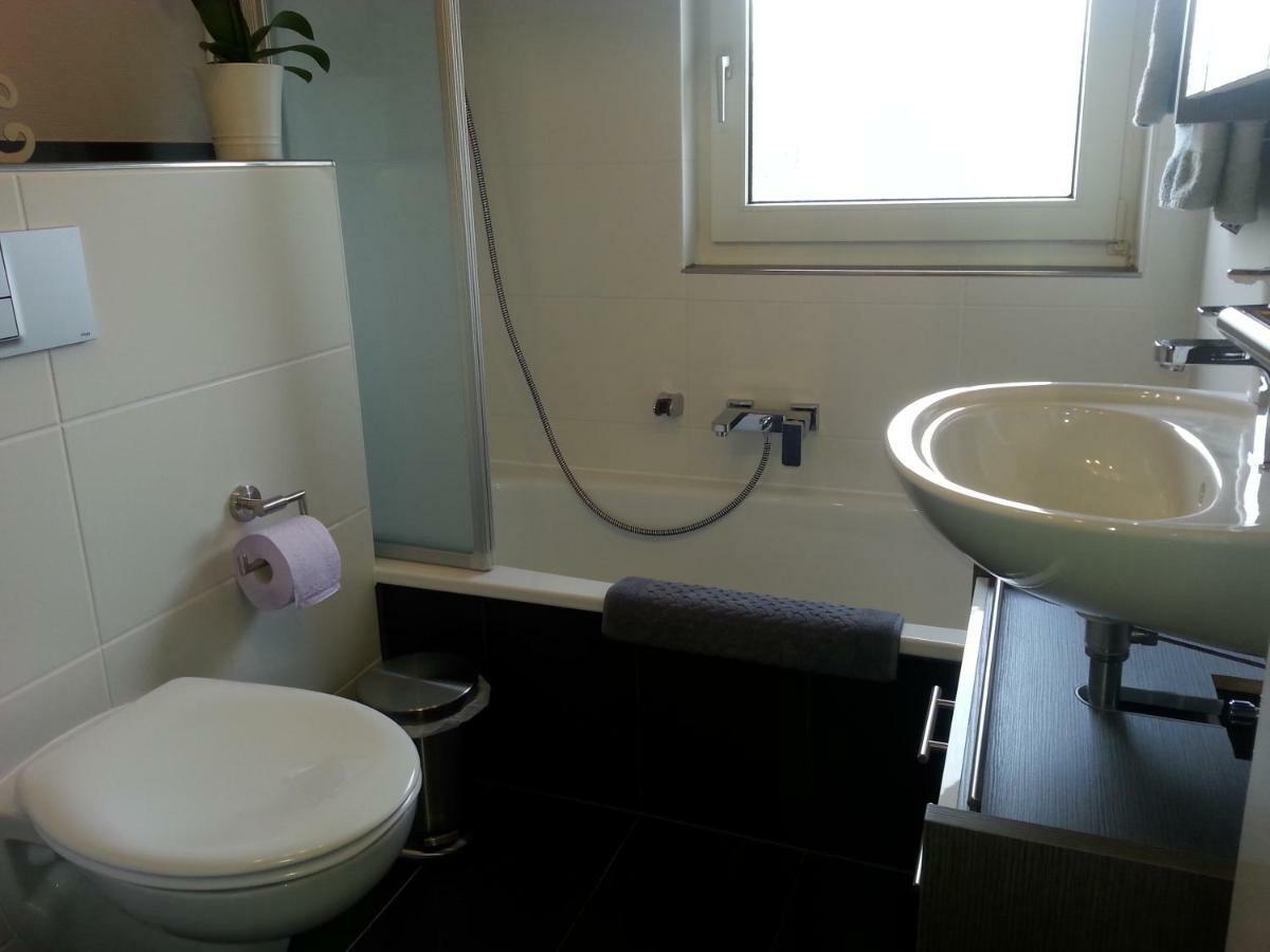 Ferien- Messewohnung Naehe Koeln-Messe Flughafen Bonn เริสราท ภายนอก รูปภาพ